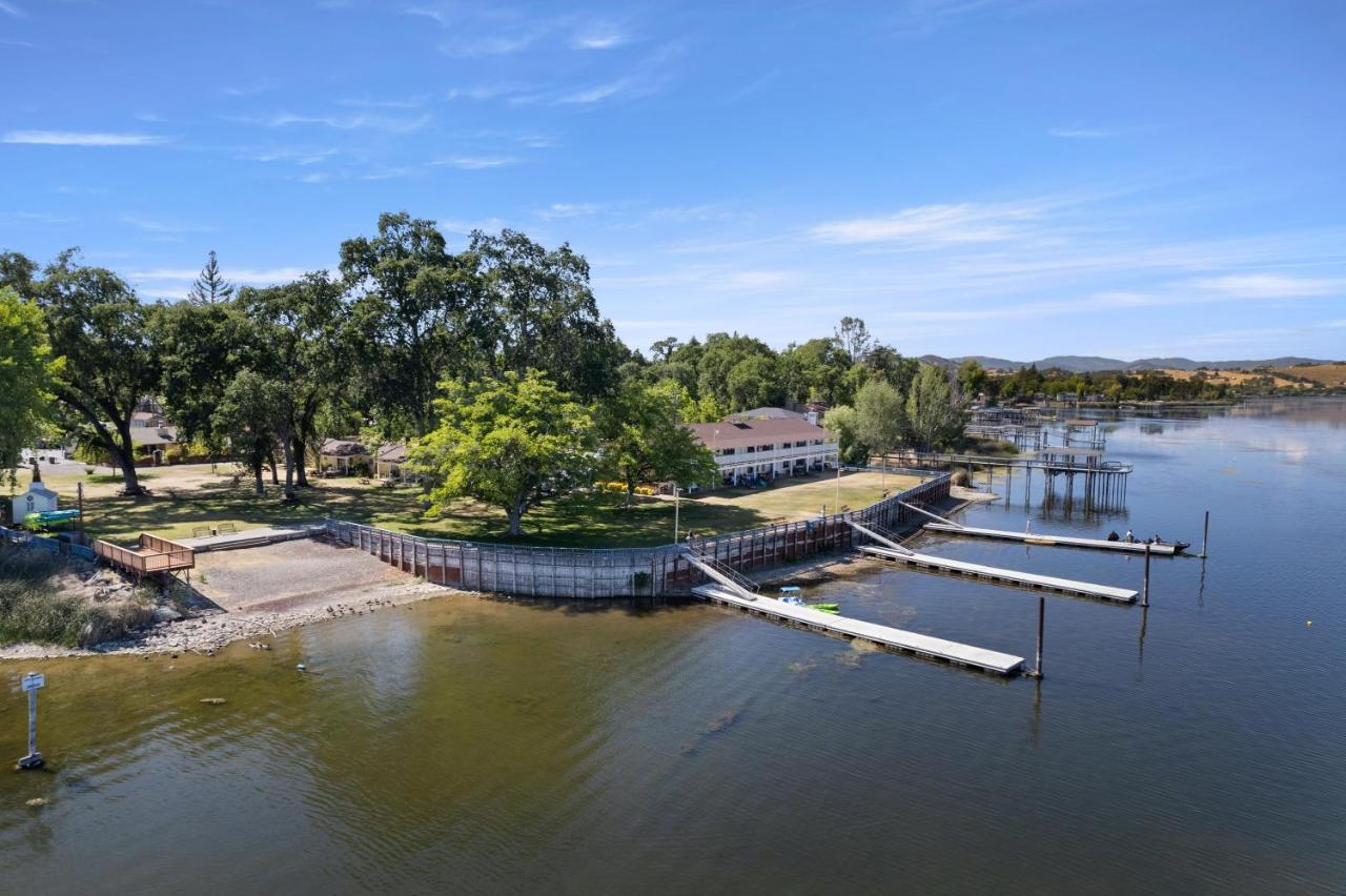 Skylark Shores Resort Lakeport Exterior foto